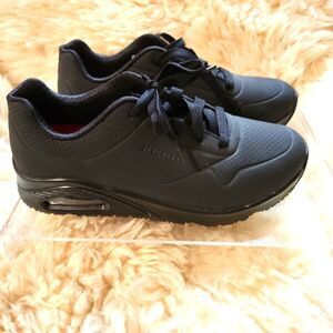 New SLIP RESISTANCE  SKECHERS, solid black,sz.8 air cooled memory foam